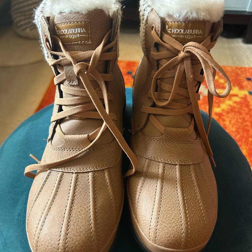 Koolaburra Women's Brown Winter Boots sz 8